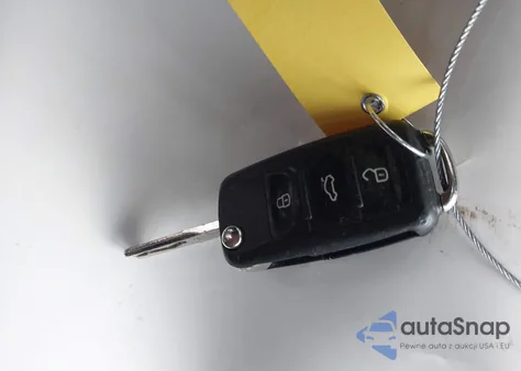 2016 Volkswagen Passat 1.8T S из США, поврежденный, VIN 1VWAT7A38GC011797